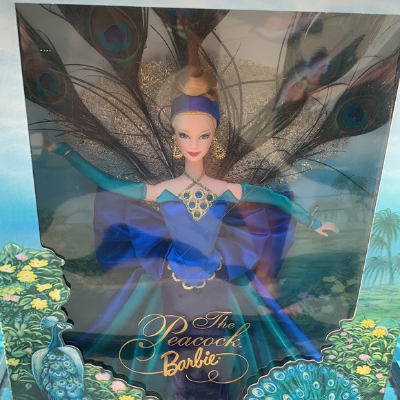 New, Peacock Barbie. Birds of Beauty Collection - Picture 10 of 11